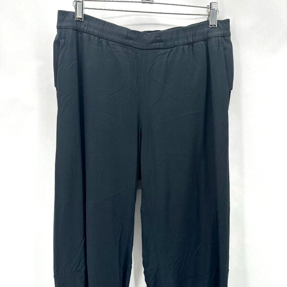 Lululemon Essential Affinity Mid Rise Jogger Black Size 6 Athleisure City Preppy - Picture 2 of 12